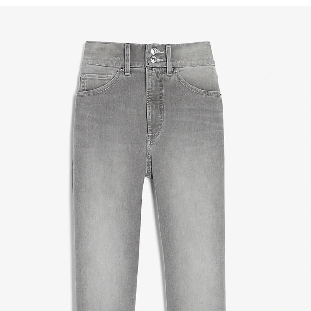 Express Super High Rise Jeans - Picture 2 of 14